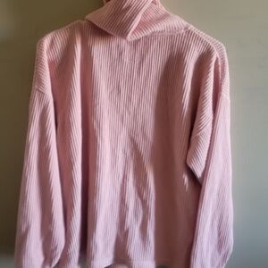 NWOT Womens  Cozy Pink Coral Color  Waffle Knit Hoodie Short Pants  Outfit